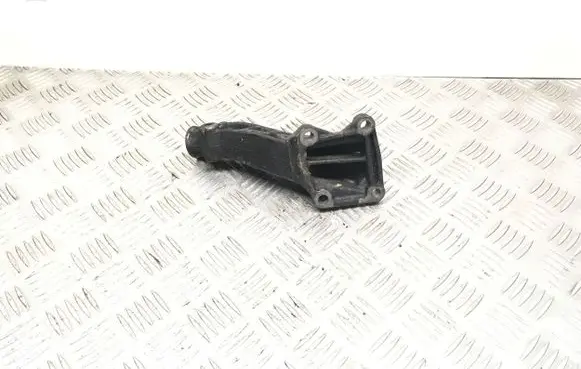 Mercedes-Benz A W169 Engine mounting bracket 1662230404