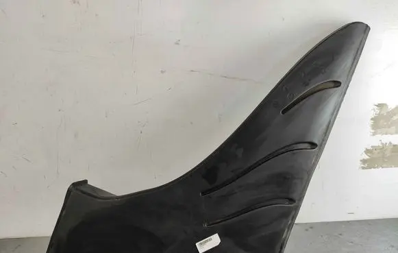 Tesla Model S Cabin air duct channel 105933500B