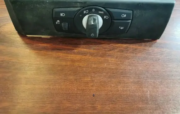 BMW 5 E60 E61 Light switch 6988564 33295501