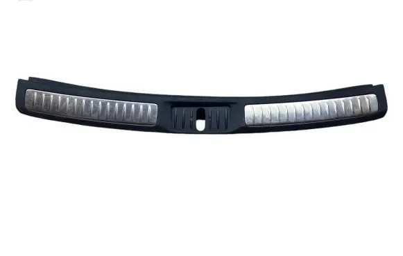 Toyota Avensis T270 Trunk/boot sill cover protection 5838705110