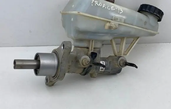 Toyota Proace Master brake cylinder 1498225080 03355815093