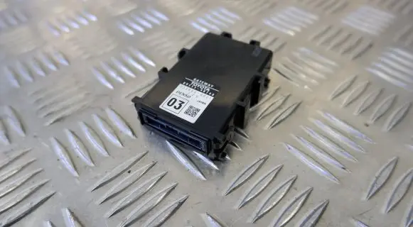 Lexus RX 450H Gateway control module 8911148140
