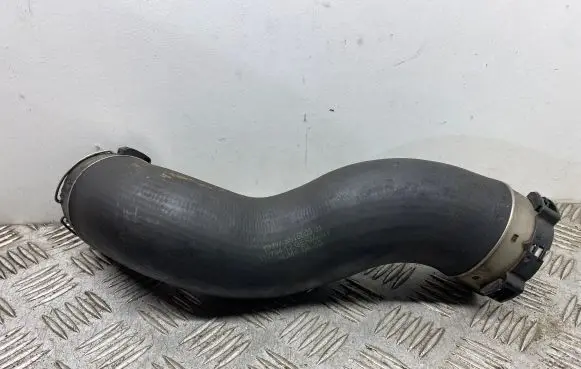 BMW 5 F10 F11 Intercooler hose/pipe 8516509