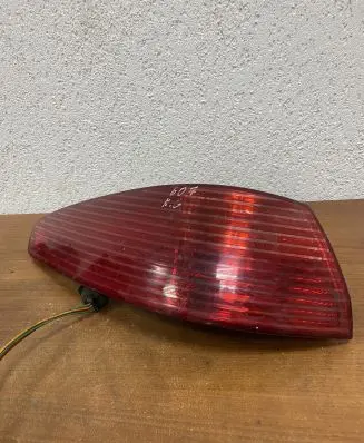 Peugeot 607 Tailgate rear/tail lights 2543 E1036