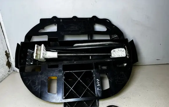 Peugeot 307 Tool box 9640285180