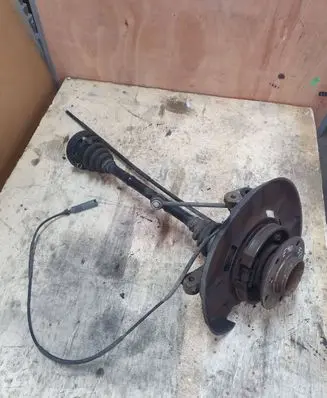 BMW 3 E90 E91 Rear wheel hub 6783665 7533445