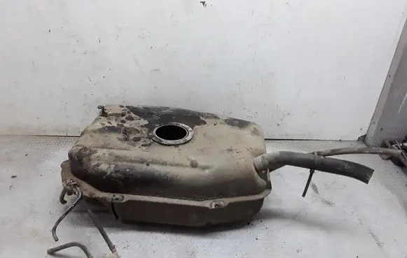Suzuki SX4 Fuel tank 