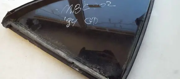 Mercedes-Benz C W202 Rear vent window glass 