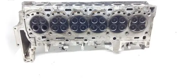 BMW 5 F10 F11 Engine head 25578332040713 D3958658 155732501