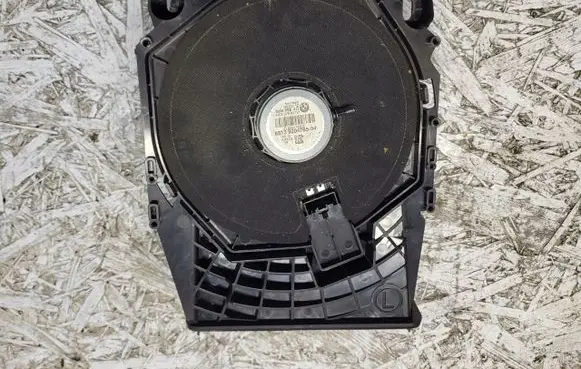 BMW 1 E81 E87 Subwoofer speaker 9204785