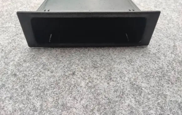 Renault Trafic III (X82) Dashboard storage box/compartment 684750562R