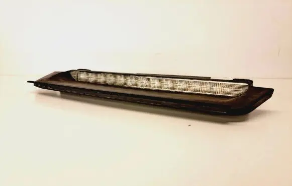Volvo S60 Third/center stoplight 8641732