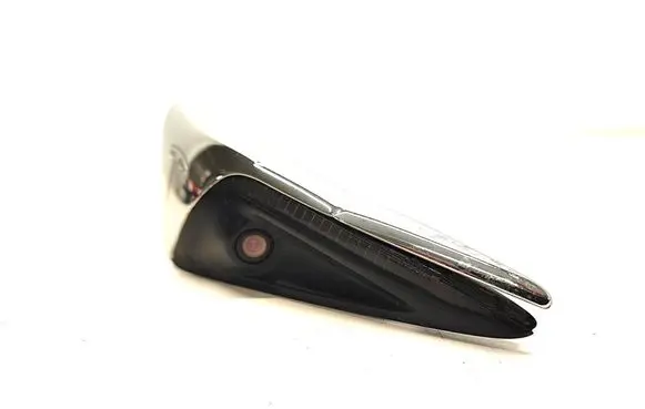Tesla Model S Front fender indicator light 112510600B