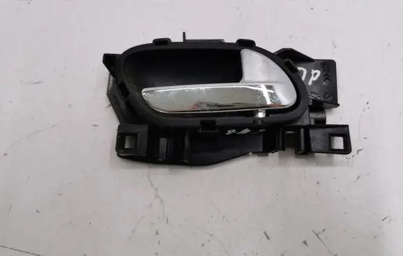Peugeot 5008 Front door interior handle 9683446577 9683446077