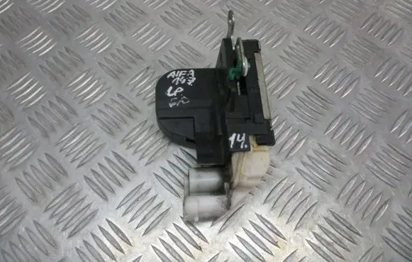 Alfa Romeo 147 Front door lock