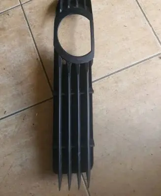 Audi A8 S8 D3 4E Front bumper lower grill 4E0807682C