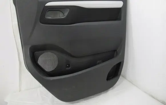 Peugeot Expert Front door card panel trim