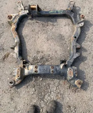 Chevrolet Captiva Front axle beam 