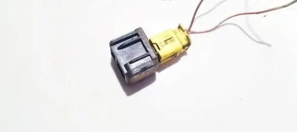 Sensor