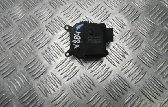 Volkswagen Polo V 6R Air flap motor/actuator 6Q1907511 V884