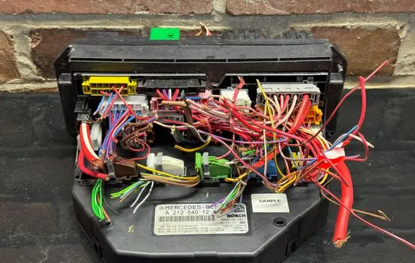 Mercedes-Benz E W212 Fuse box set A2125401250 A2125451201 A2124420600