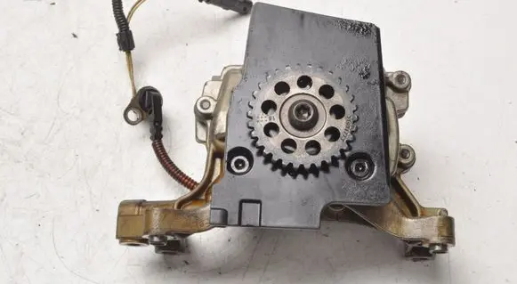 Volvo V40 Oil pump 31430089