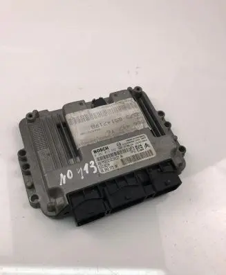 Peugeot 407 Engine control unit/module