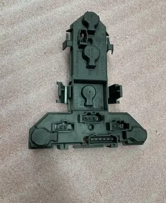 Volkswagen Golf IV Tail light bulb cover holder 1J6945257 148202