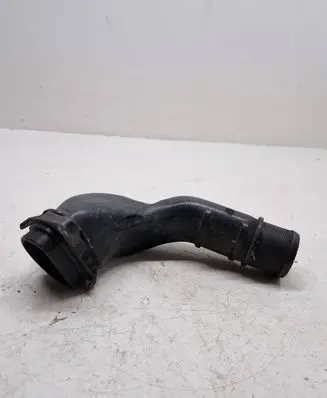 Opel Zafira B Intercooler hose/pipe 13223398