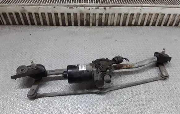 Toyota Corolla E120 E130 Front wiper linkage and motor 8511002100A