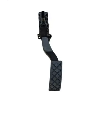 Volkswagen PASSAT B8 Accelerator throttle pedal 5Q1723503K