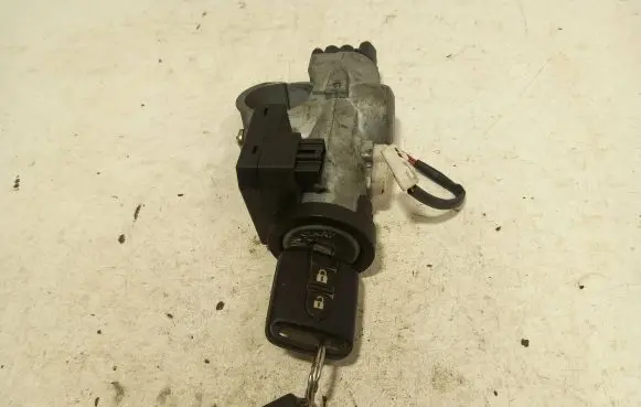 Nissan Primera Ignition lock