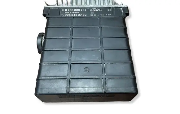 Mercedes-Benz 190 W201 Engine control unit/module 0055453732 0280800202