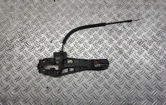 Fiat 500L Front door exterior handle/bracket PA6GF30C390