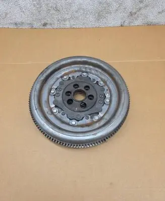 Seat Leon (5F) Dual mass flywheel 415074409