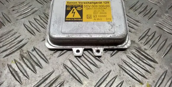 BMW 5 E60 E61 Headlight ballast module Xenon 5DV00900000