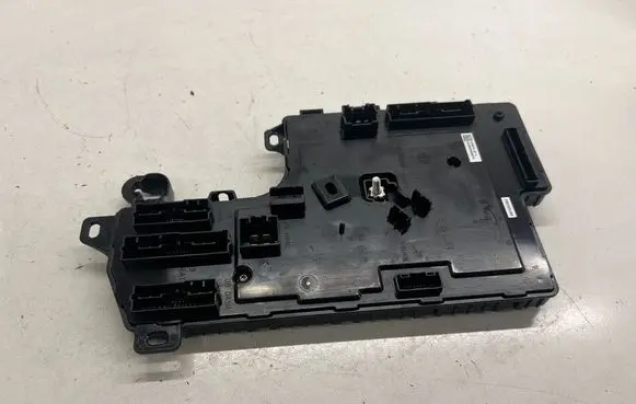 Tesla Model 3 Central body control module 107867332L