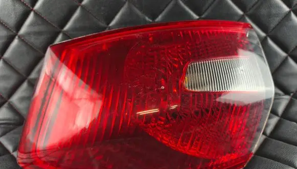 Ford Kuga I Rear/tail lights 8V4113405AH