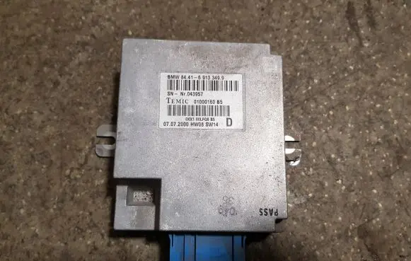 BMW 5 E39 Other control units/modules 6913349 01000160B5 043957