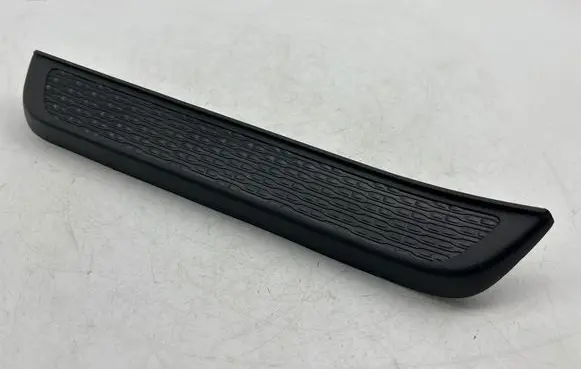 Jeep Grand Cherokee WL Side skirt rear trim 7BH53TRMAD