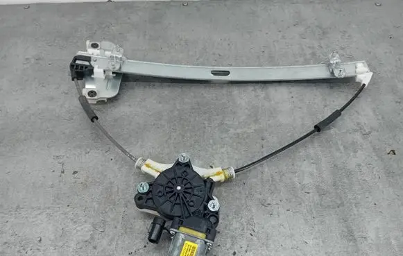 KIA Picanto Front door window regulator with motor 82460-1Y000