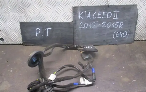 KIA Ceed EUR ISO radio connector 