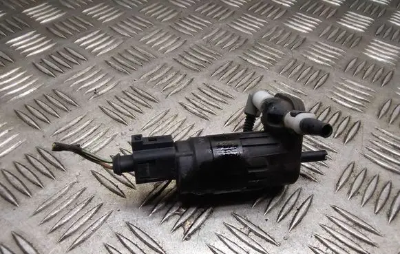 Skoda Yeti (5L) Windscreen/windshield washer pump
