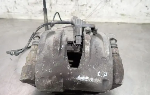 Mercedes-Benz E W211 Front brake caliper