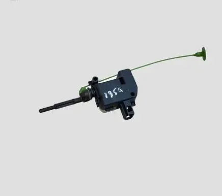Volvo V40 Fuel tank cap lock motor 806683