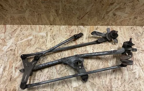 Honda Civic Front wiper linkage 