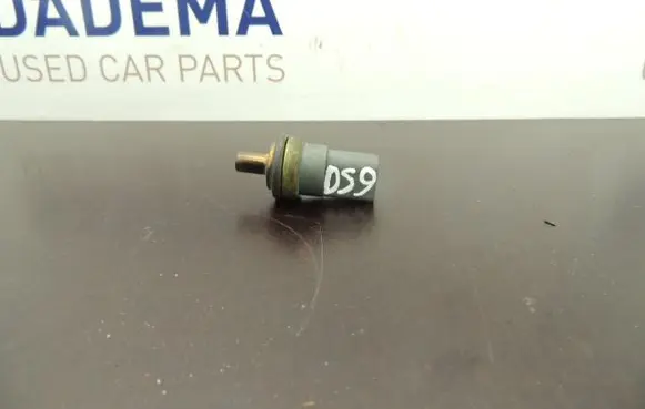 Volkswagen Golf V Coolant temperature sensor 06A919501A DS9