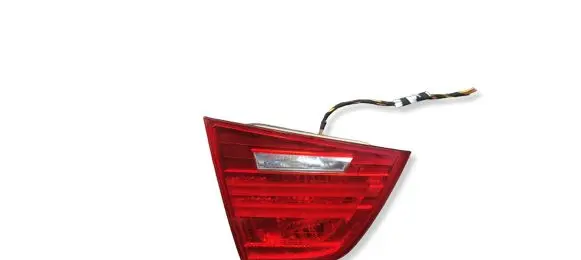 BMW 3 E90 E91 Tailgate rear/tail lights 7154161