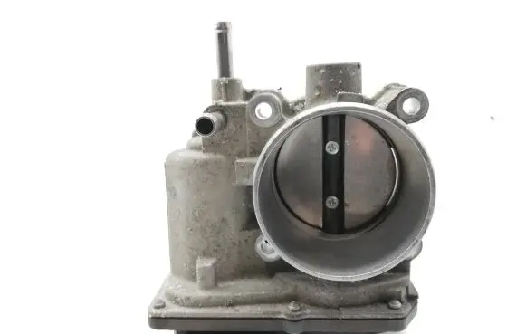 Toyota Auris E180 Throttle valve 220300T110
