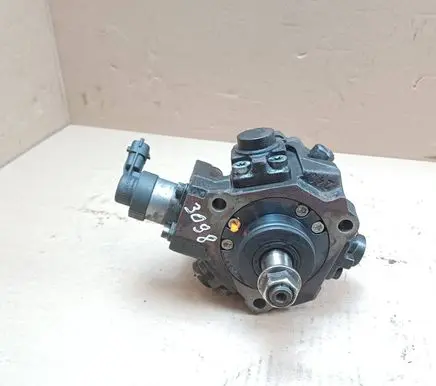 Hyundai i40 Fuel injection high pressure pump 331002A420 045010206